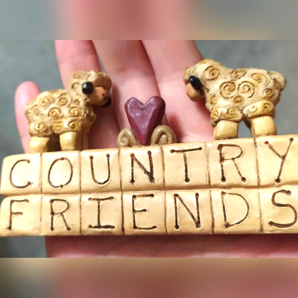 Country Friends Ceramic Sheep Accent Plaque in Cream and Brown